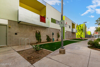 1111 W University Dr in Tempe, AZ - Building Photo - Building Photo