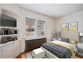 1913 Emerson Ave S in Minneapolis, MN - Building Photo - Building Photo