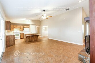 2301 Beechwood Ct in Plant City, FL - Foto de edificio - Building Photo