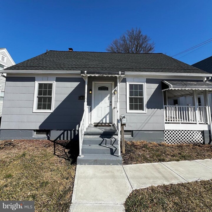 1030 Salem Ave in Hagerstown, MD - Building Photo