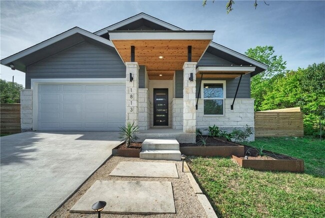 1813 Quanah Parker Trail in Austin, TX - Building Photo - Building Photo
