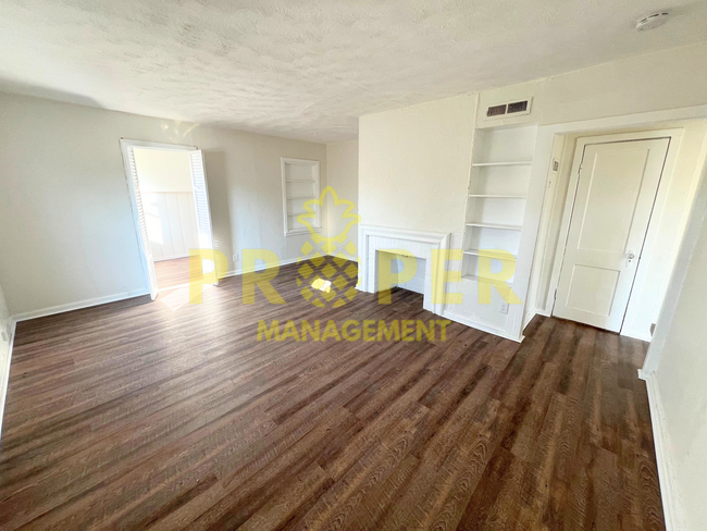 property at 1402 Shaftesbury Rd