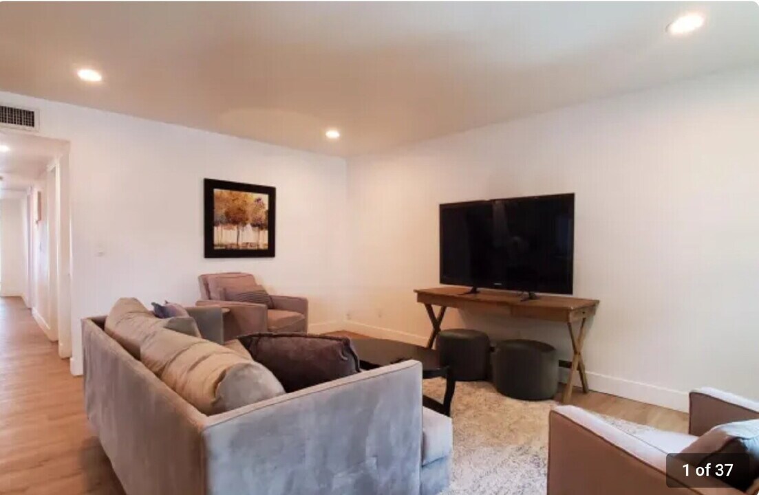 1233 W 11th St in Tempe, AZ - Building Photo