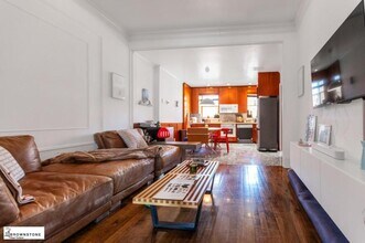 570 Henry St in Brooklyn, NY - Building Photo - Building Photo
