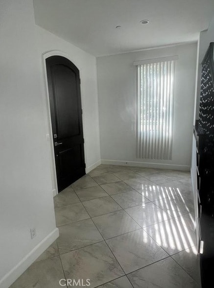 131 Yuba in Irvine, CA - Building Photo - Building Photo
