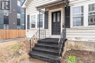 12 McArthur Ave. in Ottawa, ON - Building Photo - Building Photo
