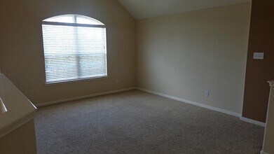 21911 Canyonwood Park Ln in Richmond, TX - Foto de edificio - Building Photo