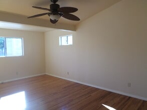 5375 Penny Pl in San Diego, CA - Building Photo - Building Photo
