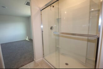 2224 S Crumal St in Visalia, CA - Building Photo - Building Photo