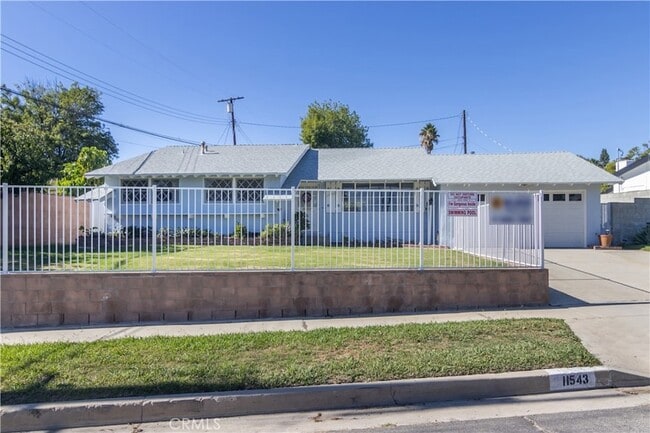 11543 Swinton Ave in Los Angeles, CA - Building Photo - Building Photo