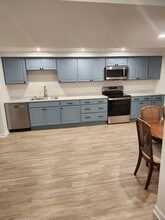 3085 Summer Pl, Unit Apt B in Green Bay, WI - Building Photo - Building Photo