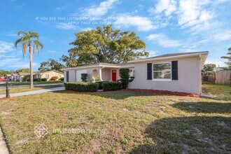 1190 Chelsea Ln in Holiday, FL - Building Photo - Building Photo