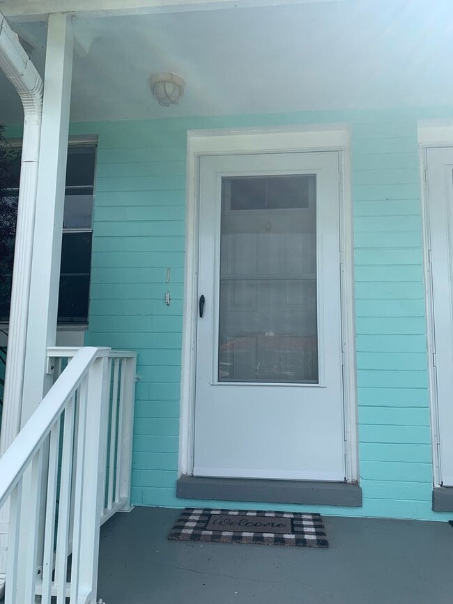 property at 2007 Schulte Ave