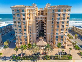3245 S Atlantic Ave in Daytona Beach, FL - Building Photo