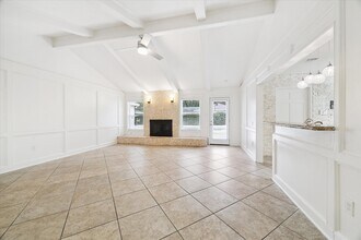 10211 Olympia Dr in Houston, TX - Building Photo - Building Photo