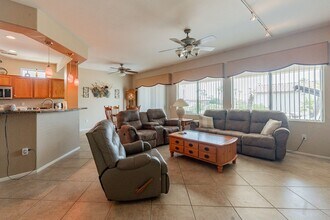 18625 N Escada Ct in Surprise, AZ - Building Photo - Building Photo