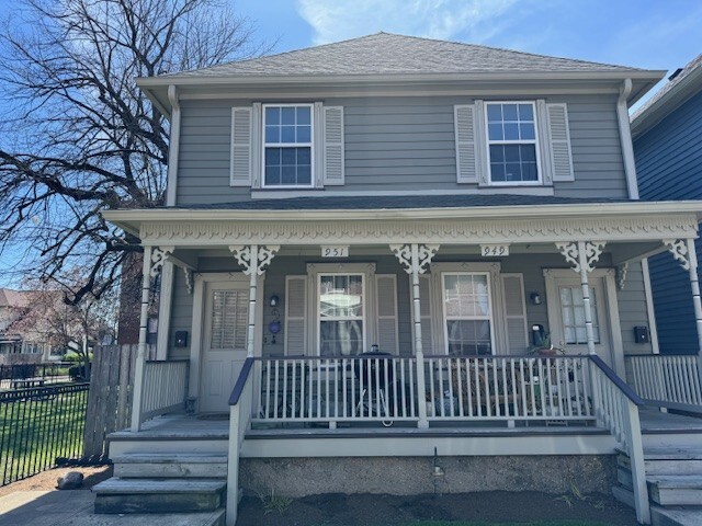 949 Prospect St, Unit Up in Indianapolis, IN - Building Photo - Building Photo