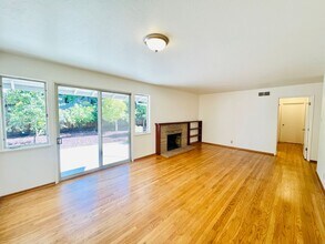 362 Flynn Ave in Mountain View, CA - Building Photo - Building Photo