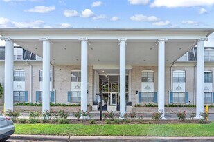 2601 Bellefontaine in Houston, TX - Building Photo