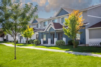 Mountain View Townhomes in Ogden, UT - Building Photo - Building Photo