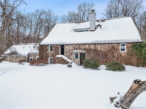 15 High Ridge Rd in Pound Ridge, NY - Building Photo - Building Photo