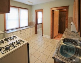 4210 Davenport St in Omaha, NE - Building Photo - Building Photo