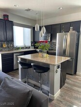 5289 Coral Ribbon Ave in Las Vegas, NV - Building Photo - Building Photo