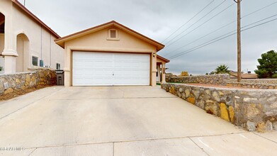 12400 Tierra Marta Ct in El Paso, TX - Building Photo - Building Photo