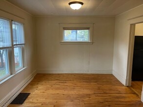 740 Wright St in Oshkosh, WI - Building Photo - Building Photo