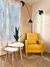 7016 Weimer Rd in Anchorage, AK - Foto de edificio - Building Photo