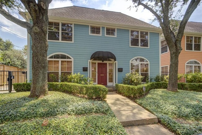 property at 2405 North Blvd