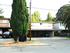 433-439 E L St Apartments