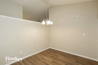 3335 Carly Ln in Indianapolis, IN - Foto de edificio - Building Photo