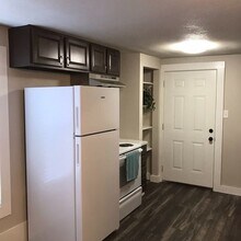 214 W Republic St in Baytown, TX - Building Photo - Building Photo