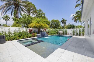1104 N 13th Terrace in Hollywood, FL - Building Photo