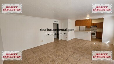 6625 Calle La Paz in Tucson, AZ - Building Photo - Building Photo