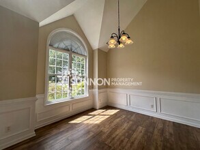 9911 Glencrest Dr in Huntersville, NC - Building Photo - Building Photo