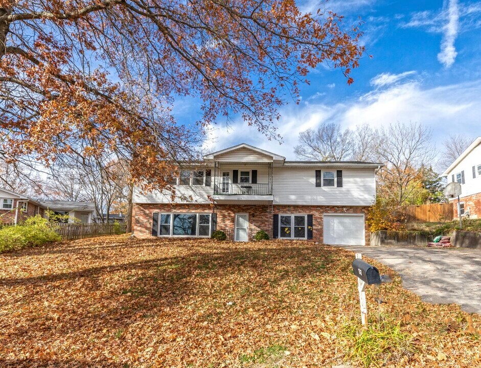 1317 Fieldcrest in Columbia, MO - Building Photo