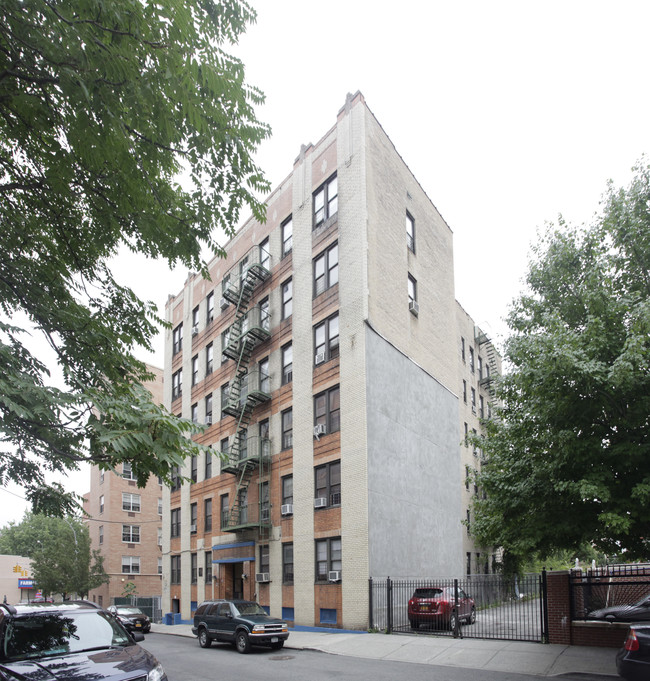 464 E 159th St in Bronx, NY - Foto de edificio - Building Photo