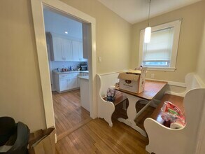 78 Hunnewell Ave in Boston, MA - Building Photo - Building Photo