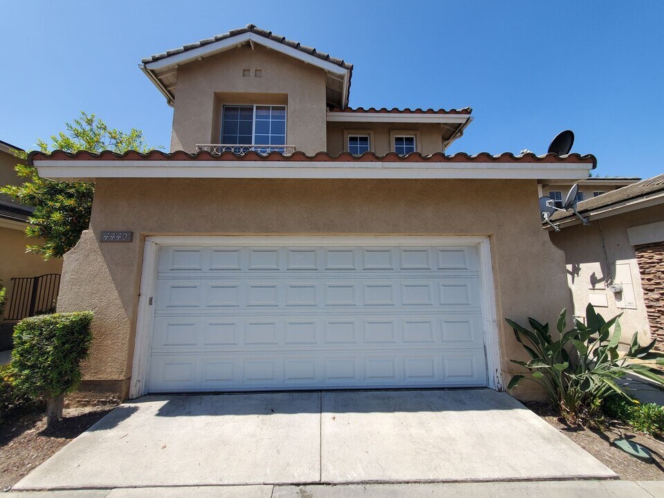 4440 Las Veredas Pl in Camarillo, CA - Building Photo