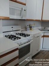 403 14th St NW in Charlottesville, VA - Foto de edificio - Building Photo