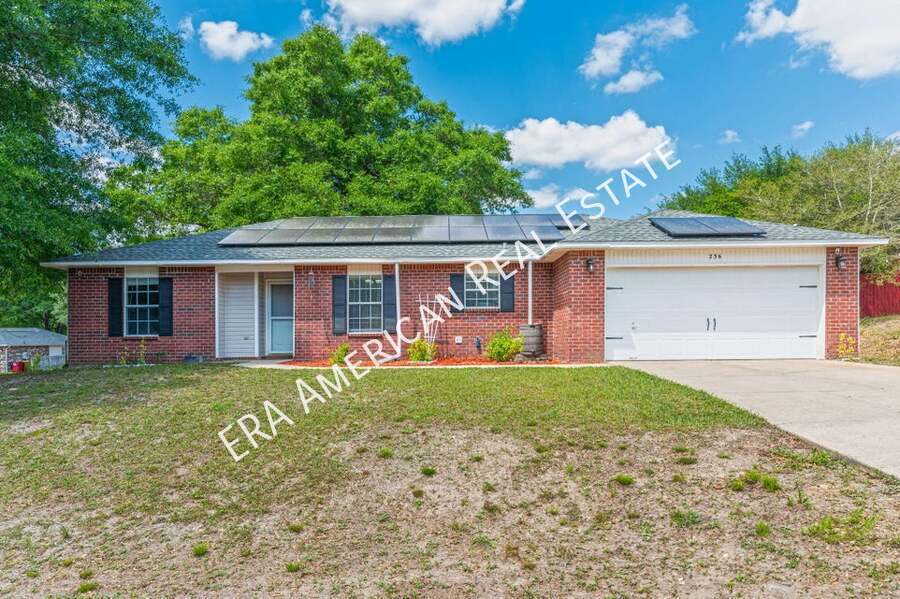 236 Westview Dr in Crestview, FL - Building Photo