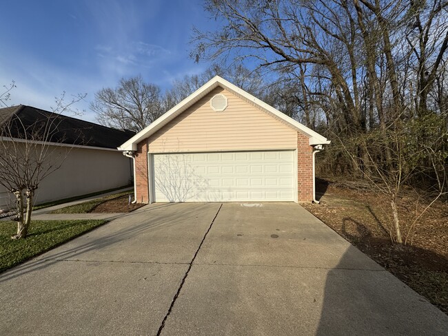 116 Steiner Rd in Lafayette, LA - Building Photo - Building Photo