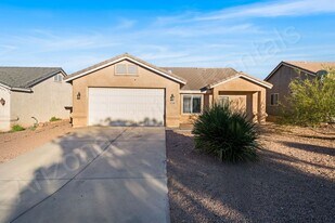 3148 N Rainbow St in Kingman, AZ - Building Photo