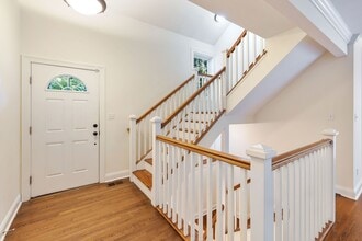 253 Weaver St in Greenwich, CT - Building Photo - Building Photo