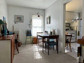 14 Anthony St in Hillsdale, NY - Building Photo - Building Photo