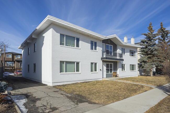 1417 1 St NE in Calgary, AB - Building Photo - Primary Photo