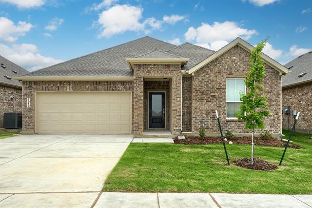 1913 Nokota Pkwy in Providence Village, TX - Building Photo - Building Photo
