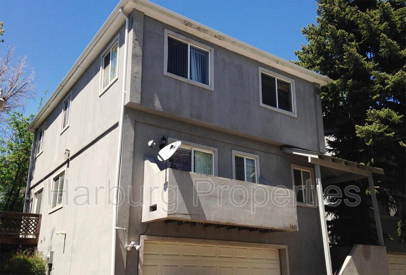 3663 Iris Ave in Boulder, CO - Building Photo